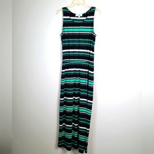Kelly Renee Sleeveless Round Neck Maxi Dress - Medium